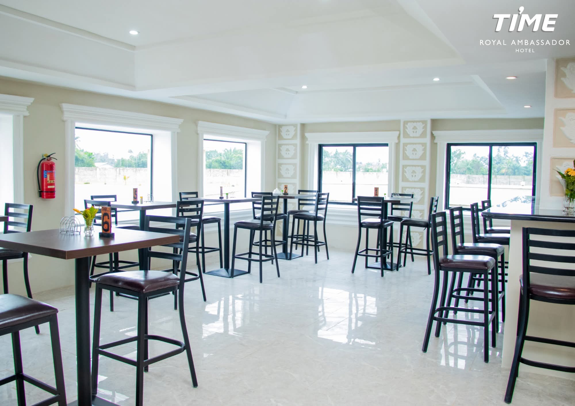 Royal Ambassador Hotel Conference Center 4