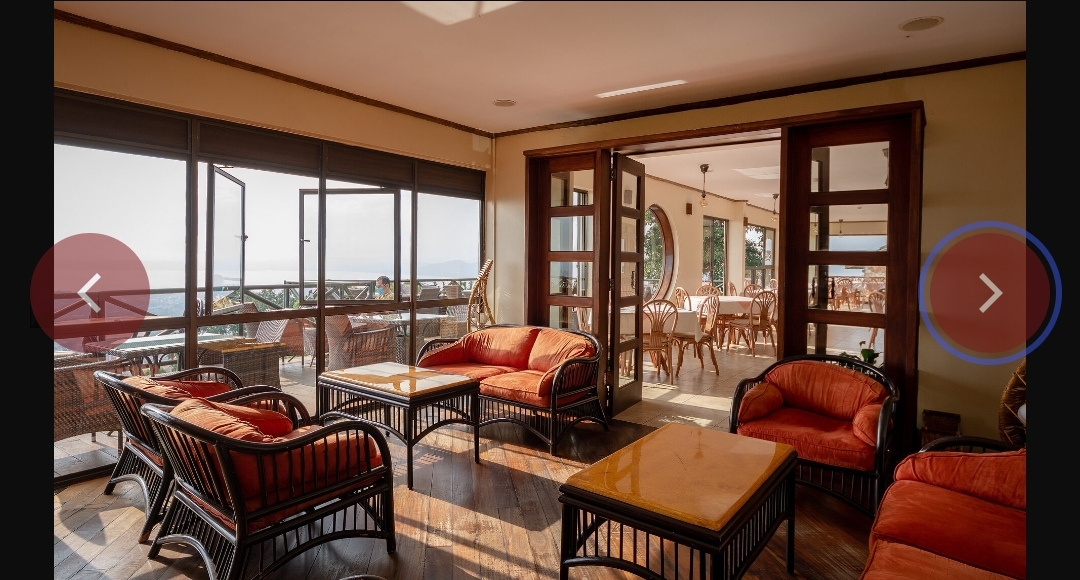 Main Restaurant & Dining Area