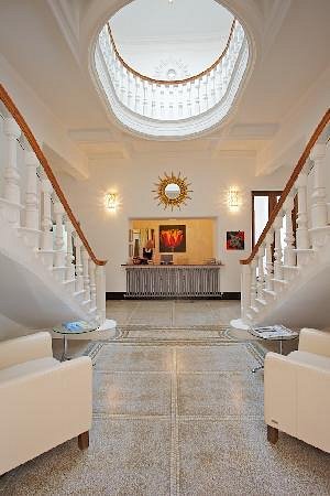 Leverhulme Hotel 3