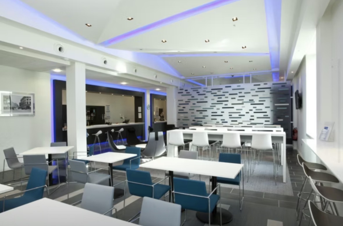 Holiday Inn Express Manchester City Centre 3