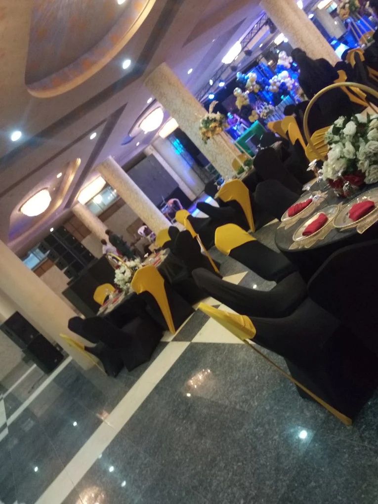 Hall 1