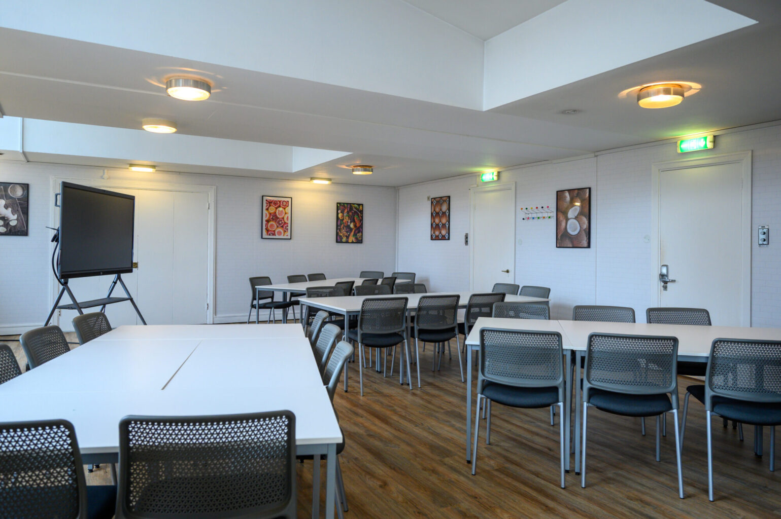 University of Birmingham Staff House Meeting Rooms 4