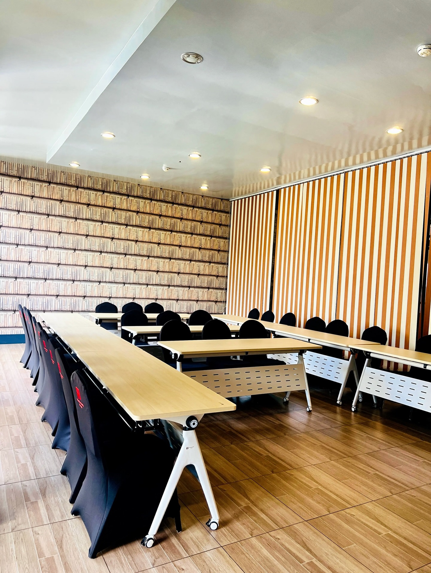 West Wood Hotel Conference Centre 3