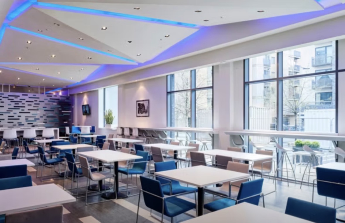 Holiday Inn Express Manchester City Centre 2