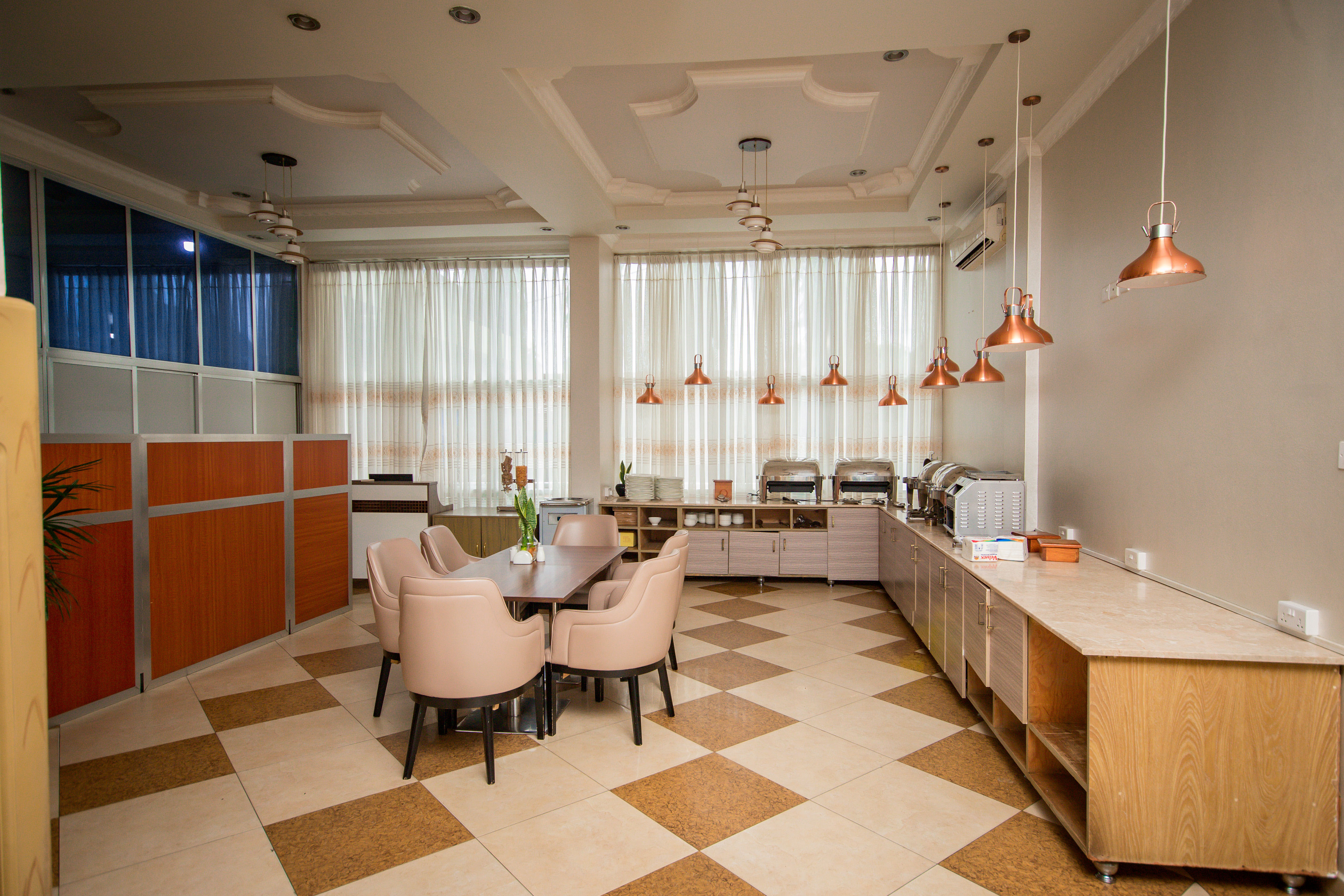 Adden Palace Hotel 4