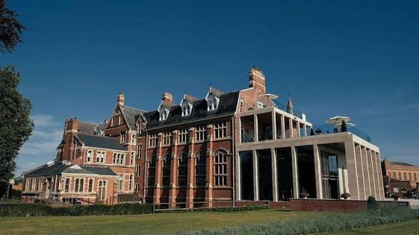 Stanbrook Abbey Hotel
