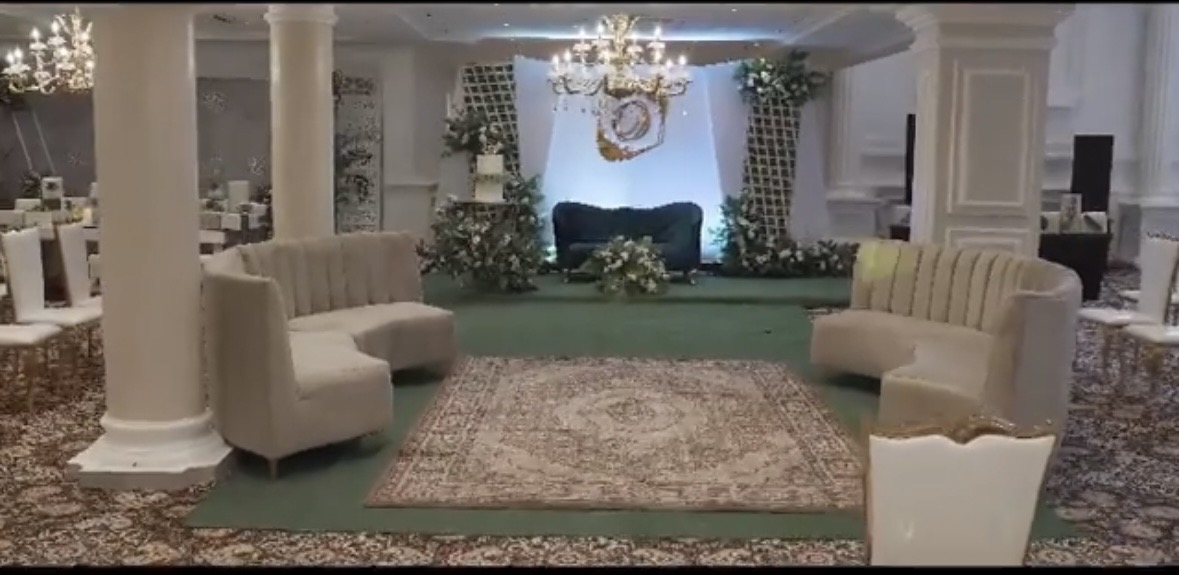 The Deluxe Hall