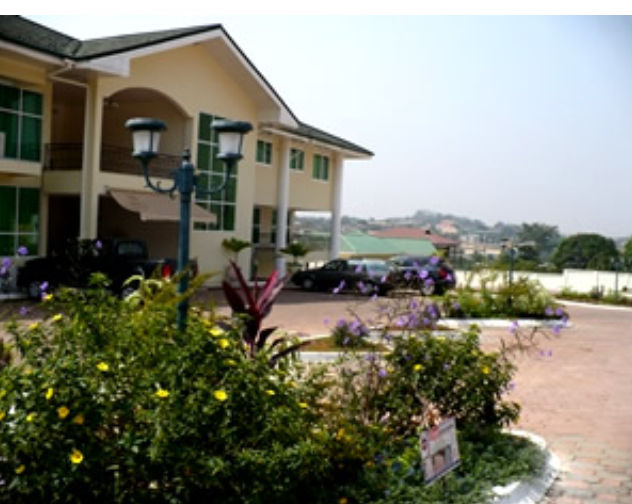 Royal Lamerta Hotel & Event Center 3