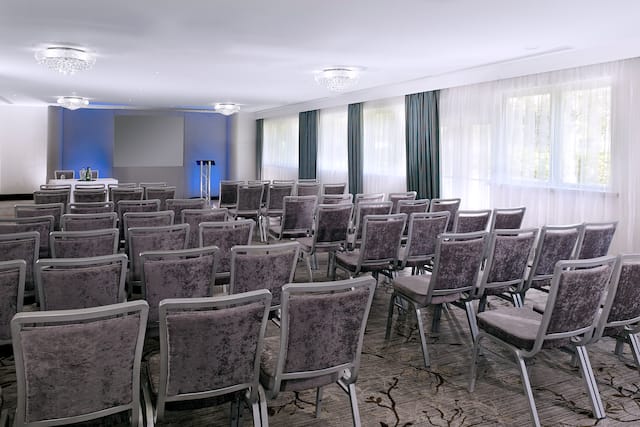 Pinova Room