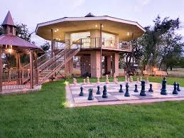 Callie's Game Lodge