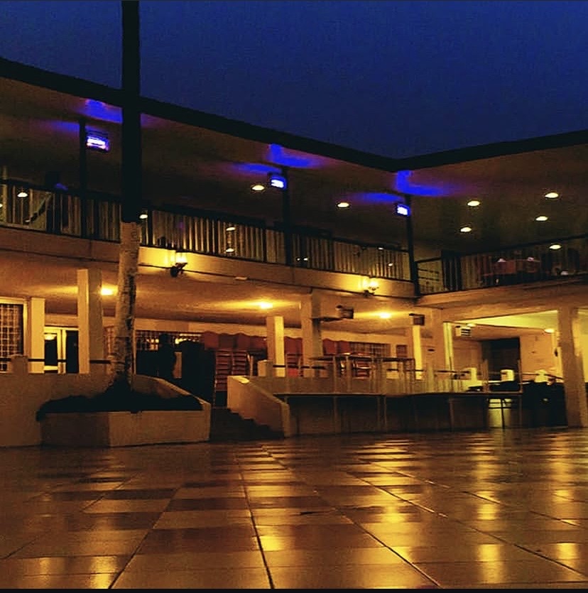 Sierra Lighthouse Hotel & Restaurant