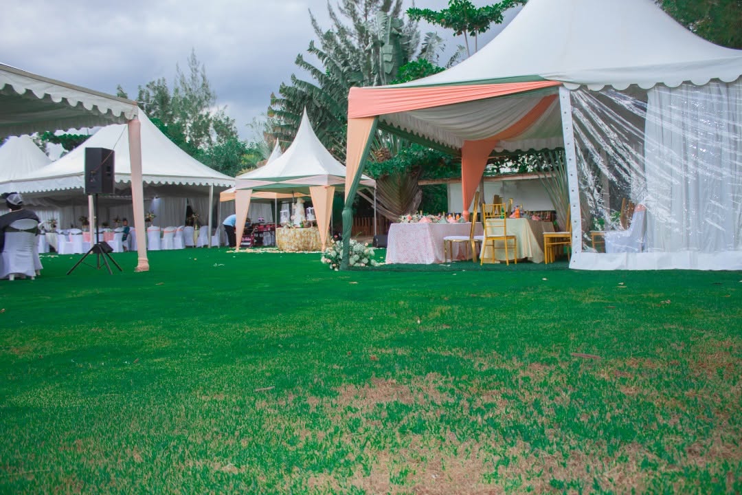 The Waterfront Lawn