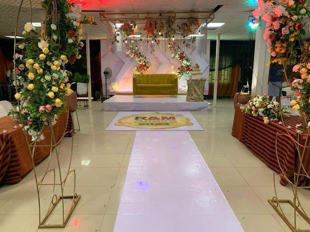 Dorf Royal Event Center