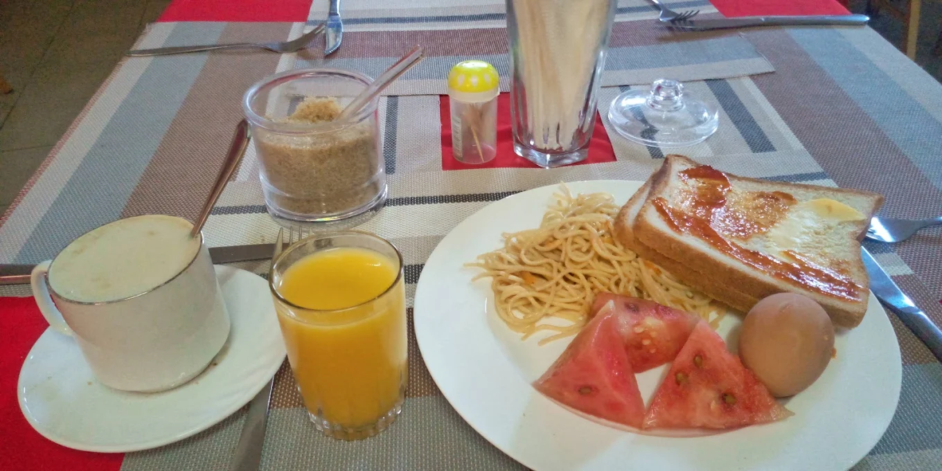 Dolphin Hotel & Restaurant 4