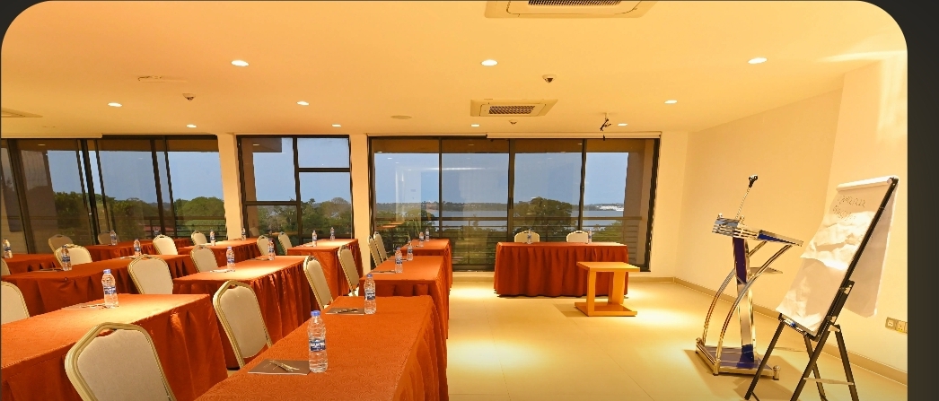 Conference & Meeting Rooms