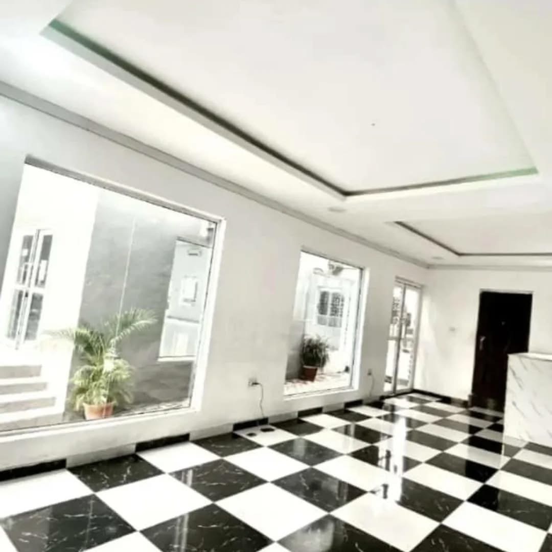 25 Capacity Hall