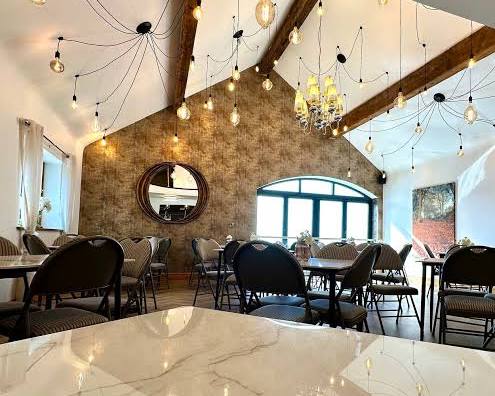 Aviary Lounge