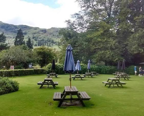 Tweedies Bar & Lodge 3