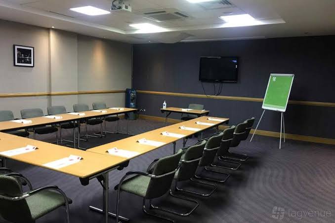 Leonardo Hotel Leeds 3