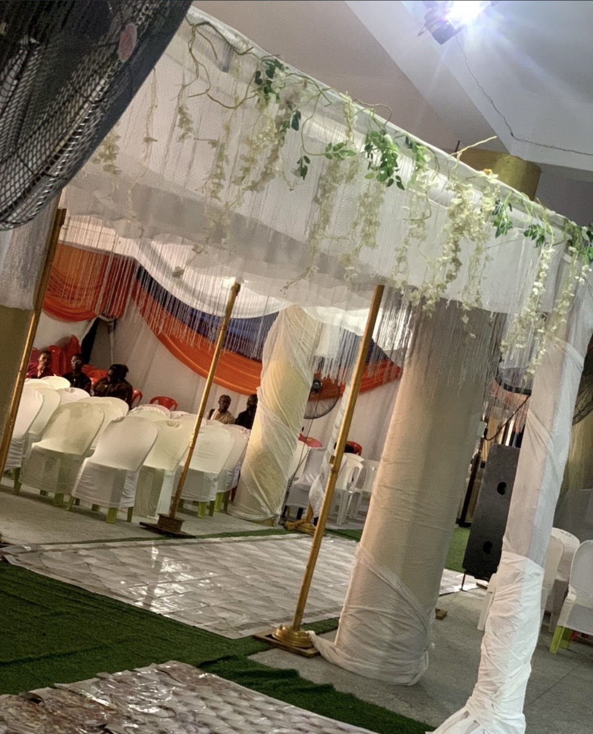 Super Hall