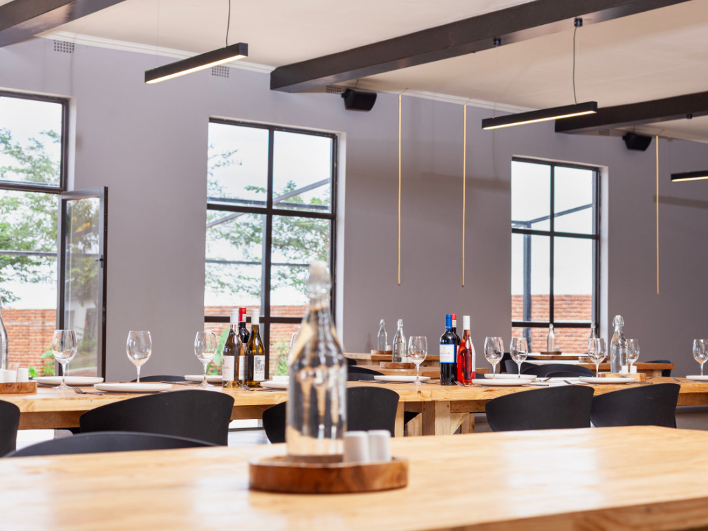 Harvest Table Restaurant