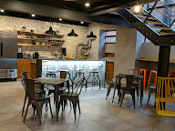 Jactin Lounge