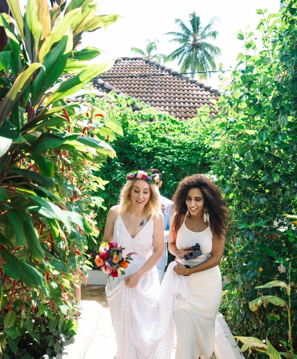 Oceanfront Palm Swing & Photo Backdrop Grounds