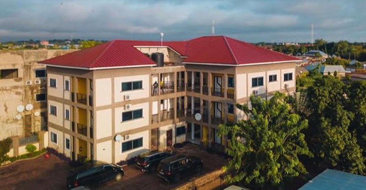 Modern City Hotel & Event Center 3