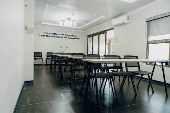 Treehaus - The Meeting Place 3