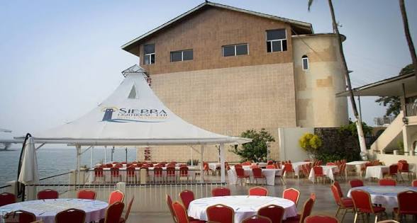 Sierra Lighthouse Hotel & Restaurant 2