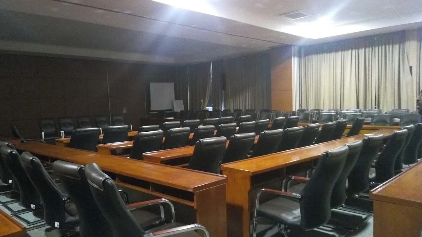 Executive Meeting & Boardroom Space 2
