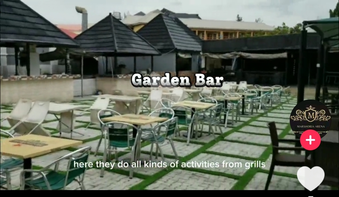 Garden & Bush Bar