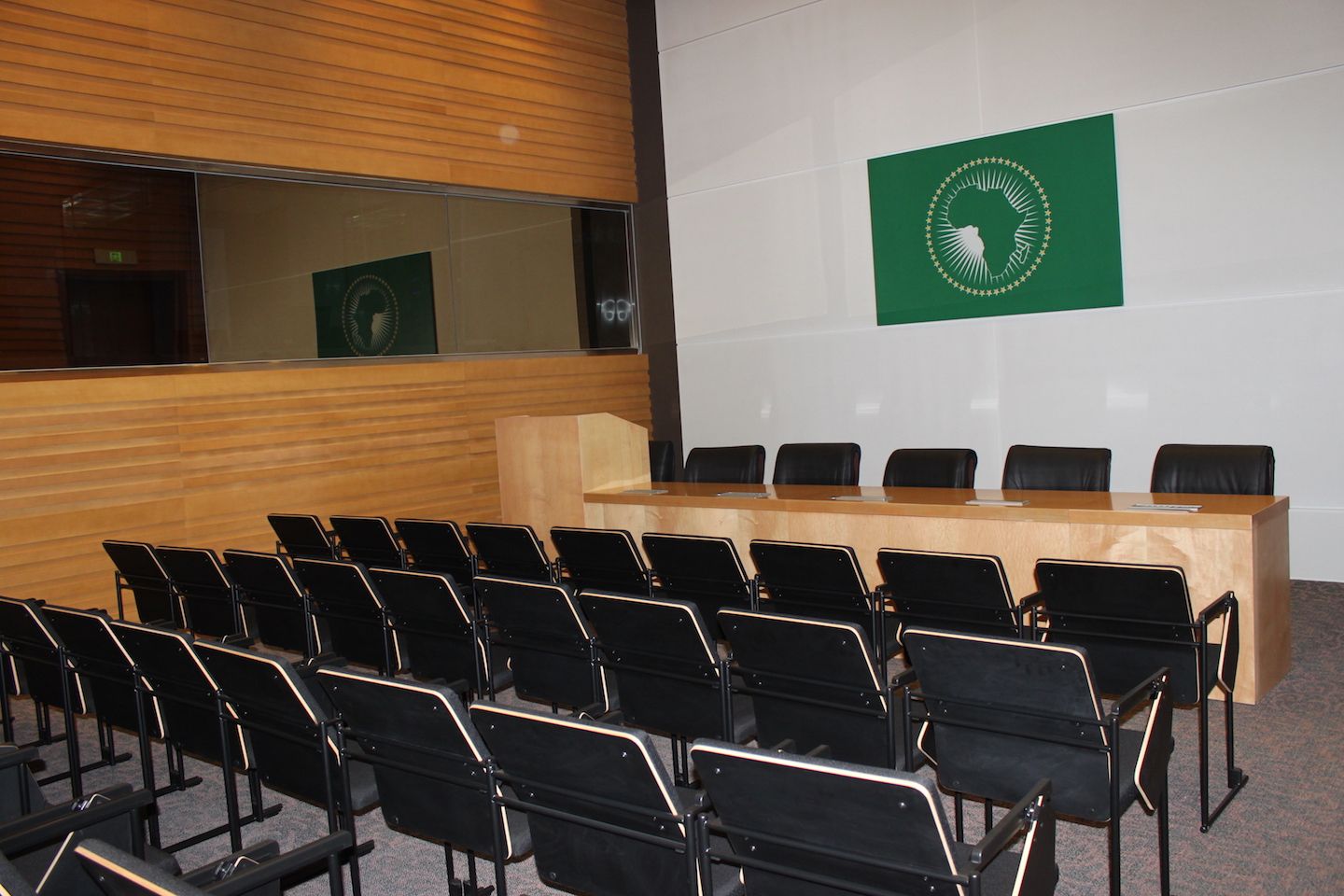 Briefing Rooms
