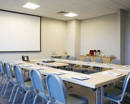 Holiday Inn Express Rotherham – North 5