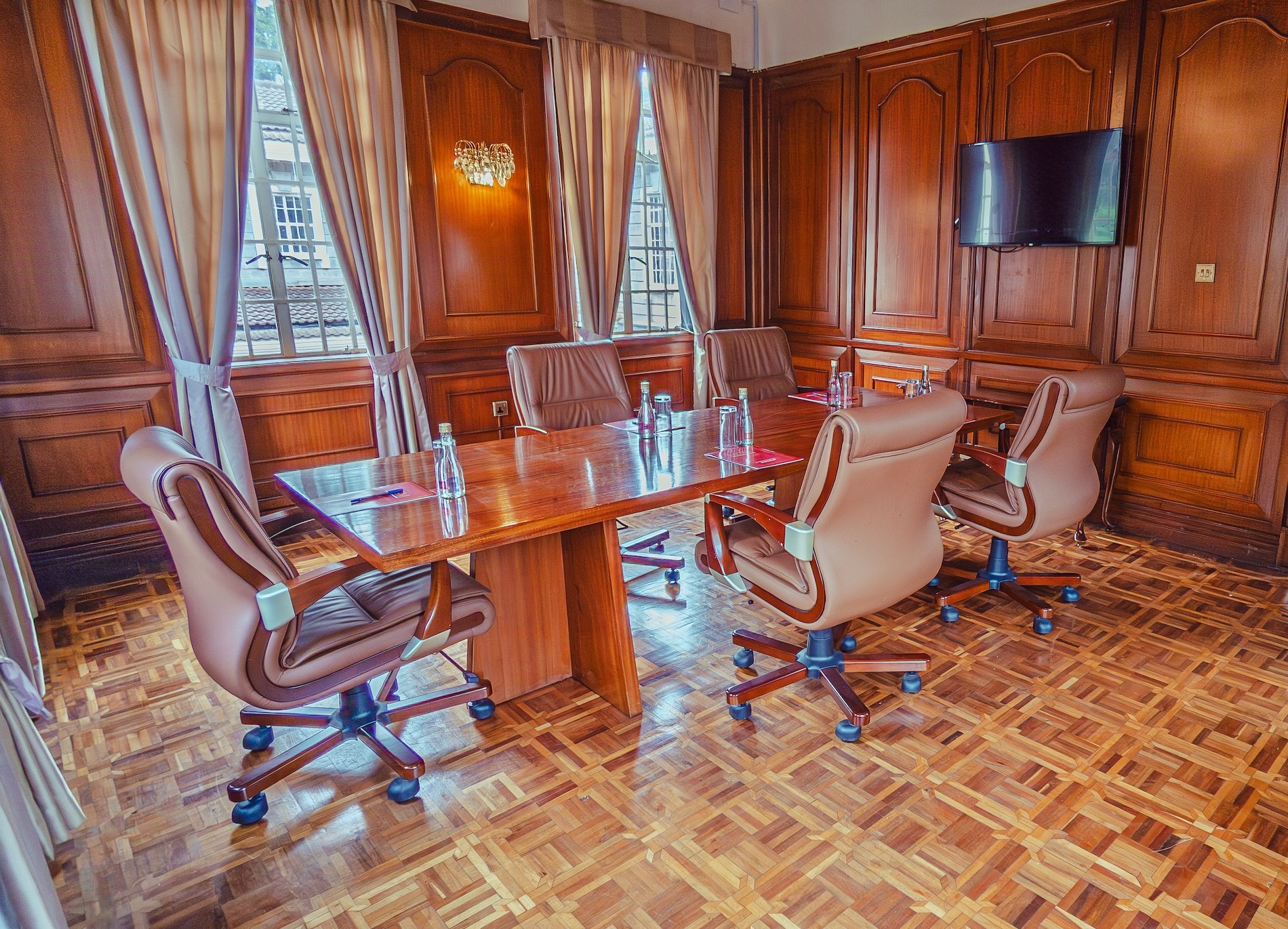Boardroom 1