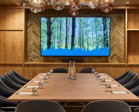 Oak suite