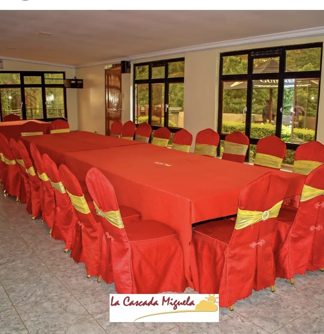 La Cascada Gardens & Hotel 4