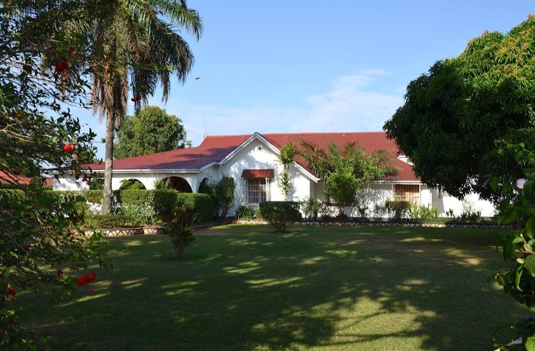 Sunset Hotel Entebbe Conference Center 4