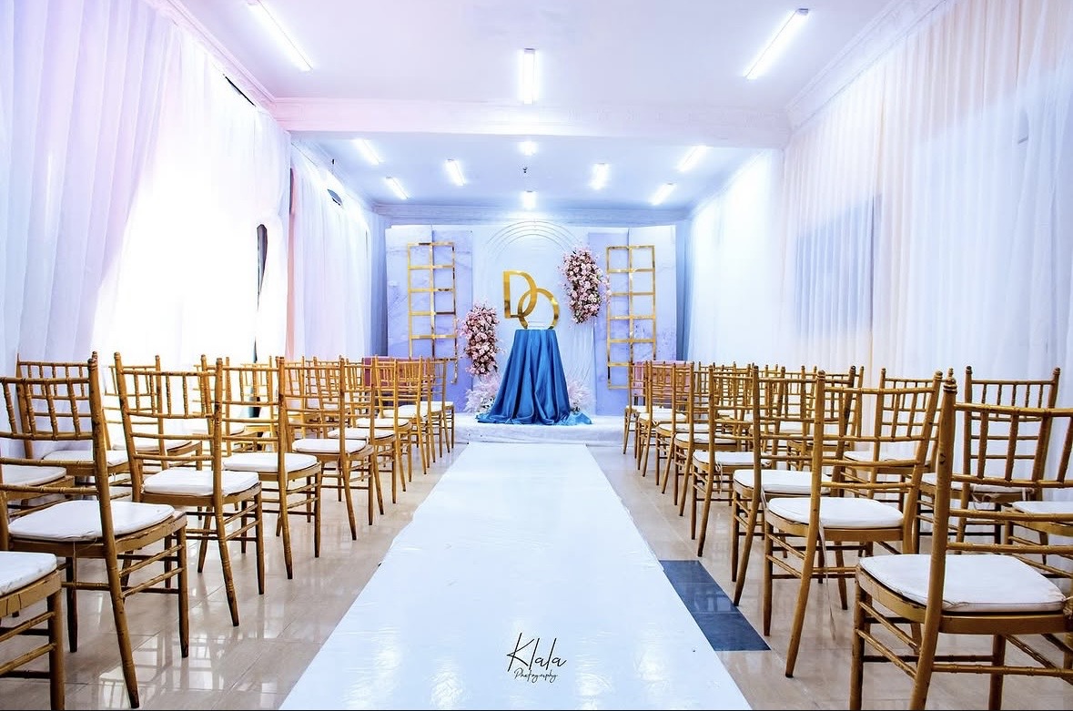 Intimate Hall