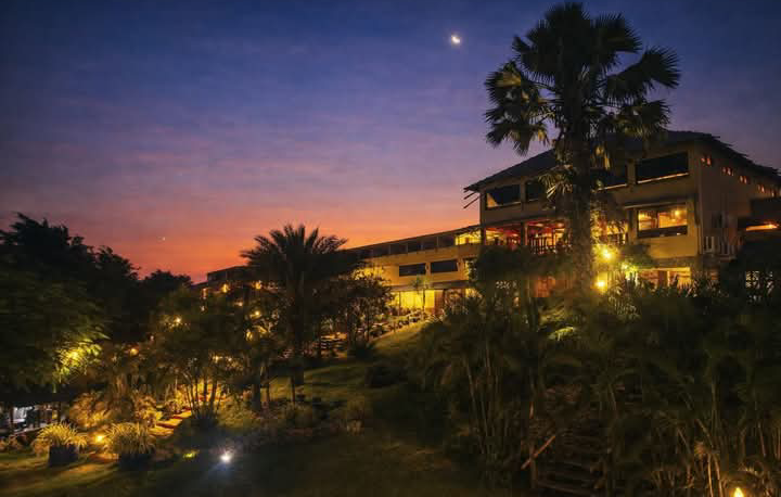 Hilburi Abury Resort & Event Center 2