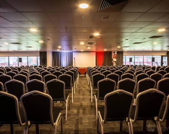 The Jibba Jabba Suite (Legends Lounge)
