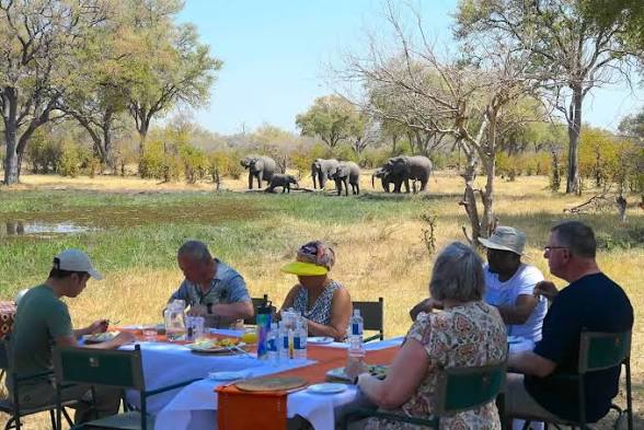 — Central Camp Dining & Lounge Tent