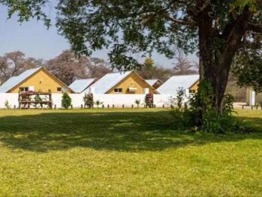Riverside Lodge