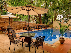 Serendib Suites & Conference Centre 2
