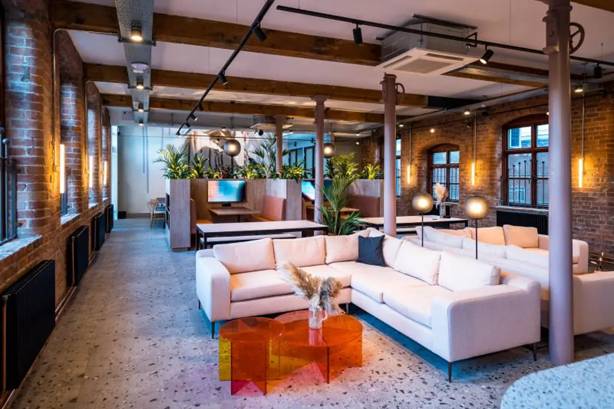 Private Meeting Room