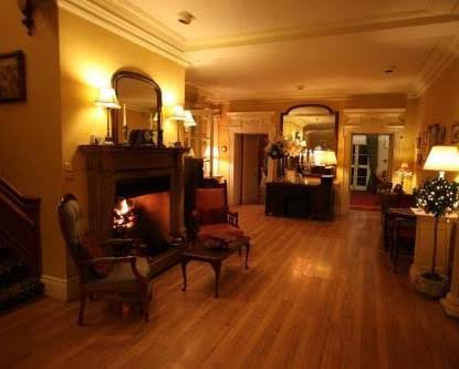 Rowley Manor Hotel Event Center 4