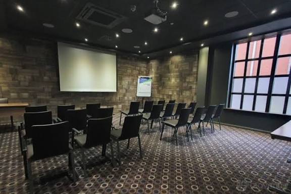 Novotel Leeds Centre 3