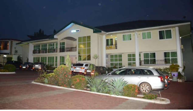 Royal Lamerta Hotel & Event Center