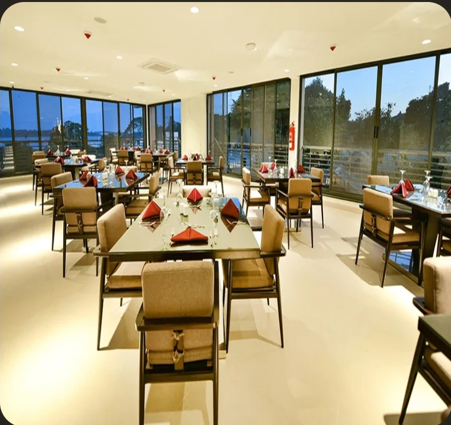 Kurries Restaurant