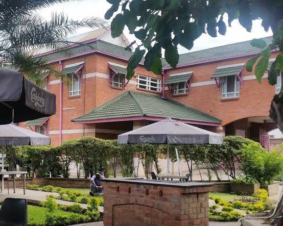 Alendo Hotel